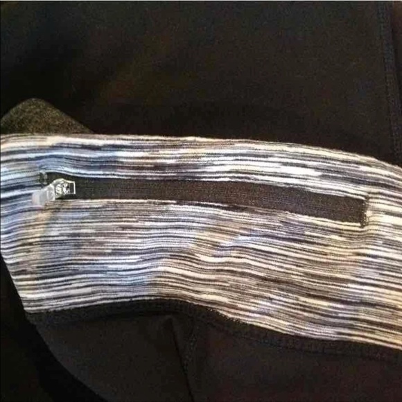 BLACK WORKOUT PANTS W/BACK ZIP POCKET - Picture 3 of 3